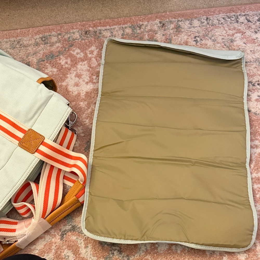 NWT Pottery Barn Baby diaper bag - Picture 7 of 9